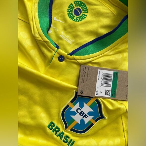 Nike Brazil 2022/23 Stadium Home Soccer Jersey - Picture 7 of 11